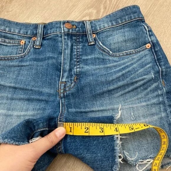 Madewell Cutoff Edition High-Rise Frayed Denim Jean Shorts Glenoaks Wash - Picture 9 of 10